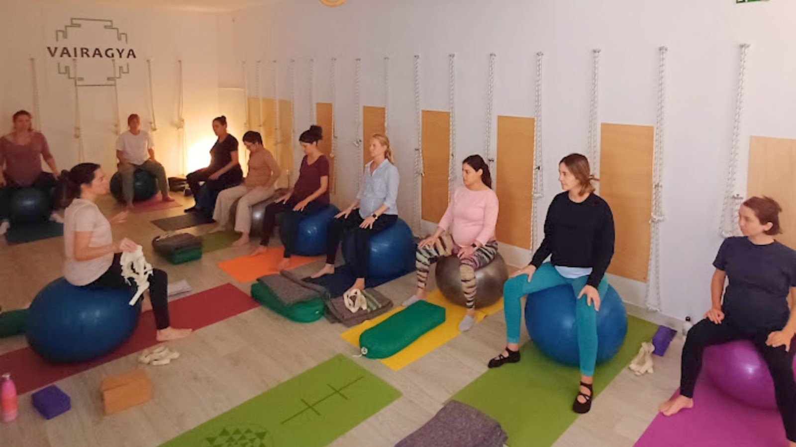 Yoga e movimento durante a gravidez